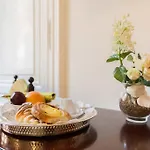 Bed & Breakfast Affreschi Su Luxury Rome
