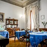 Affreschi Su Luxury Rome