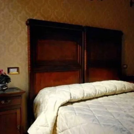 Affreschi Su Luxury Bed & Breakfast Rom