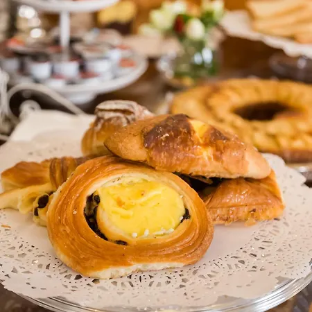 Affreschi Su Luxury Bed & Breakfast Rom