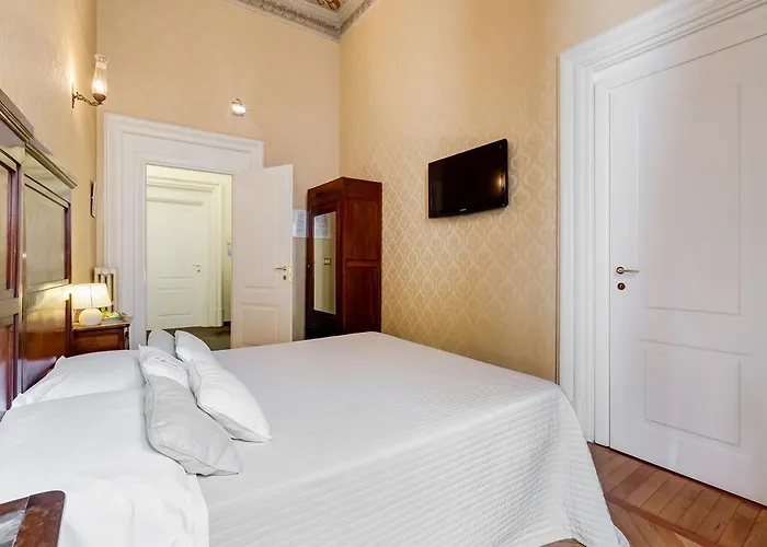 לינה וארוחת בוקר Affreschi Su Luxury 4*