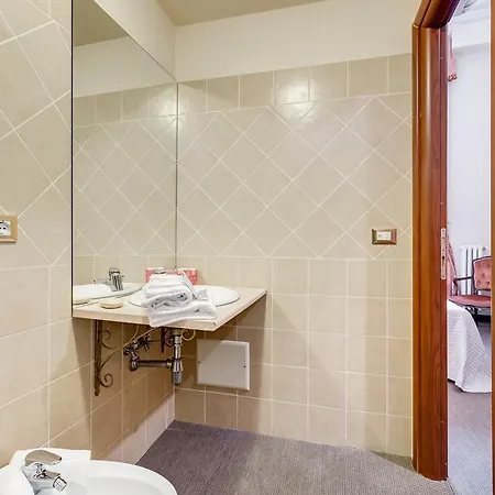 فندق مبيت وإفطار Affreschi Su Luxury روما