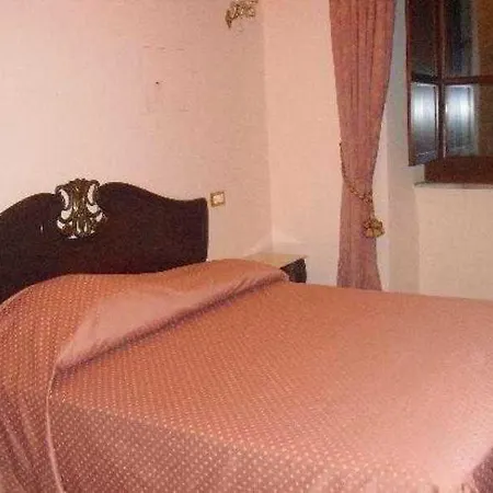 阿伏丽斯其苏罗马豪华b&b酒店 住宿加早餐酒店