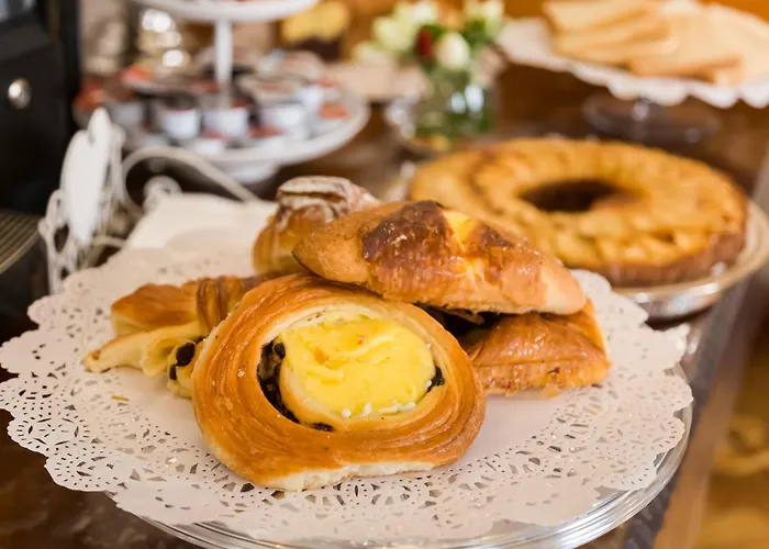 Affreschi Su Luxury Panzió Róma