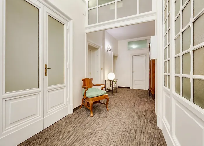 Affreschi Su Luxury Panzió