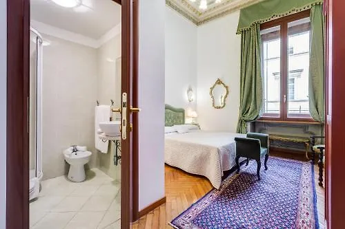 Affreschi Su Luxury Panzió Róma